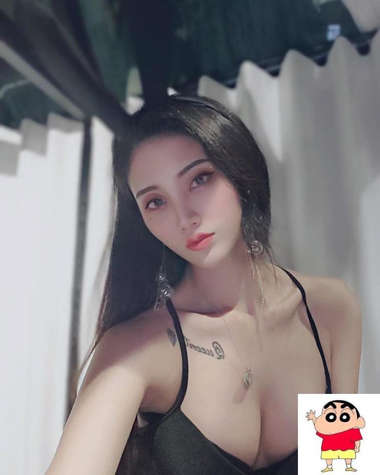 李素便洋洋洒洒